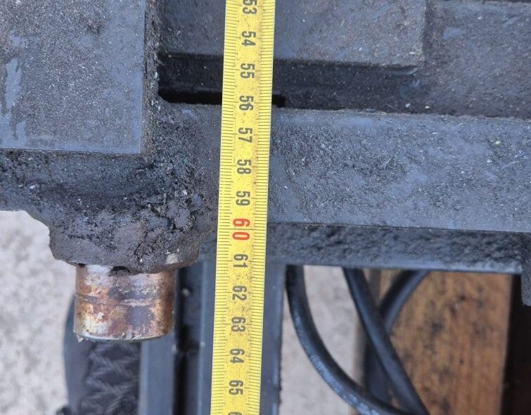 STILL MASTIL TRIPLEX